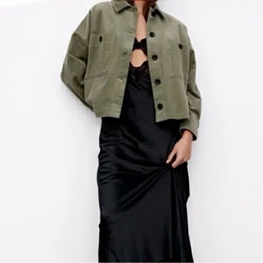ZARA Green Cropped Corduroy Boxy Jacket
